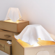 Arpy Gokceyan, Les fils invisibles de la mémoire 🌐